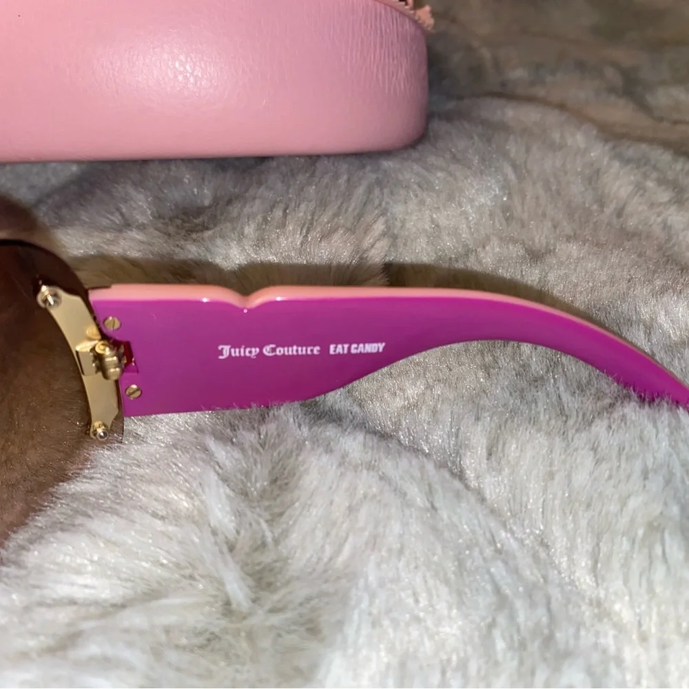 Vintage JUICY COUTURE Y2K Pink Heart Sunglasses - Picture 8 of 10